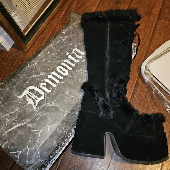 Demonia boots - Picture 1 of 2